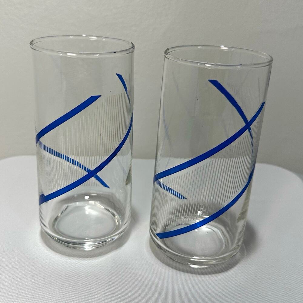 2 vtg Georges Briard Crisa Blue Ribbon Swirl White Stripe Highball Glasses MCM